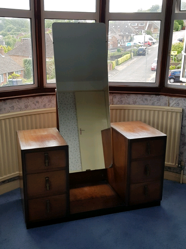 Wooden Dressing Table in High Wycombe, Buckinghamshire 