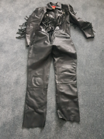 Leather jacket trousers 