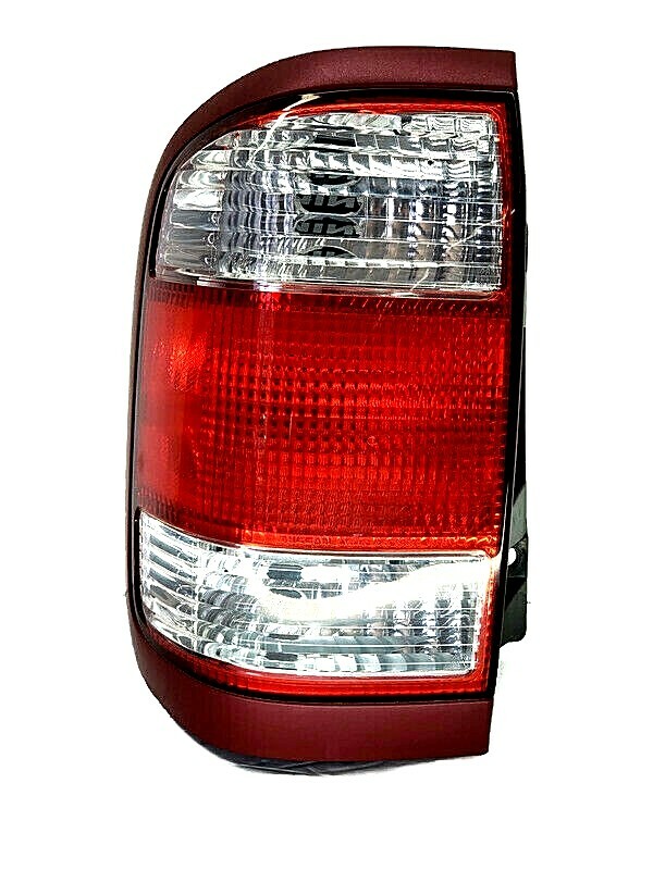 98 99 00 01 02 03 04 Nissan Pathfinder Left Tail Light