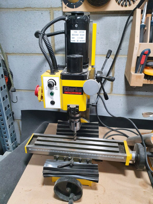 Clarke CMD300 Milling Drilling Machine & accessories in Darlington
