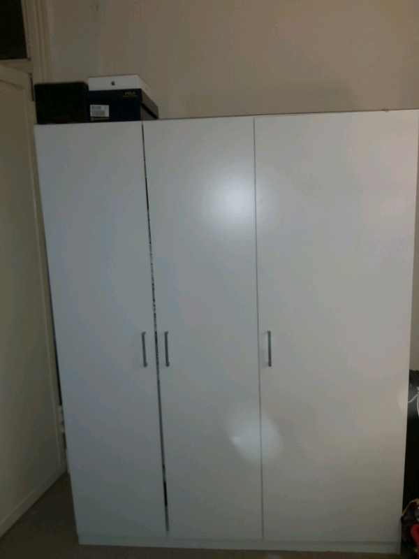 Ikea White Triple Wardrobe In West End Glasgow Gumtree