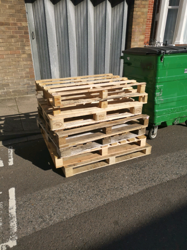 FREE Pallets in Portsmouth, Hampshire Gumtree