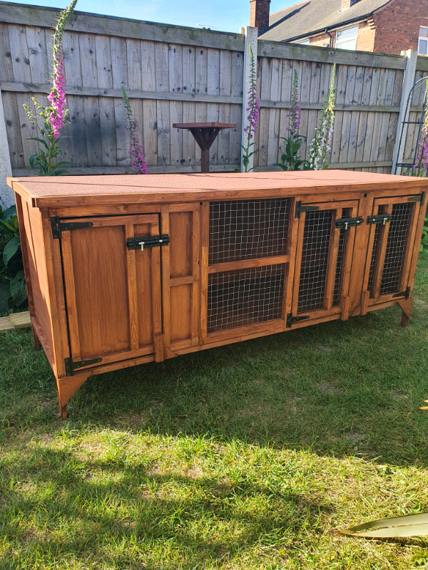 NEW 6FT RABBIT/GUINEA PIG HUTCH NEW/CONTINENTAL GIANT? in Basford