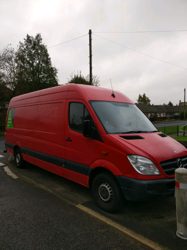 Mercedes sprinter 311cdi LBWEx Royal Mail van. in Birstall, West