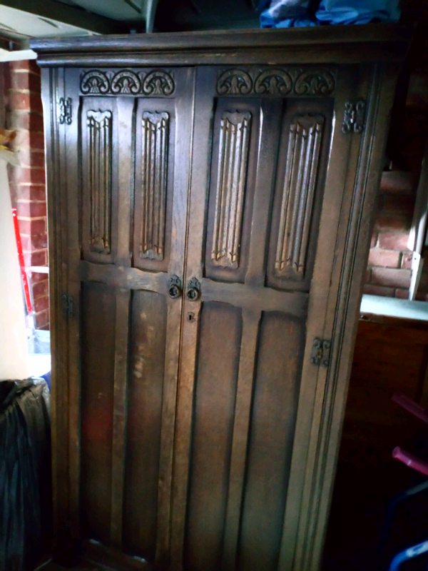 solid oak old charm furniture wardrobe in Chandlers Ford, Hampshire