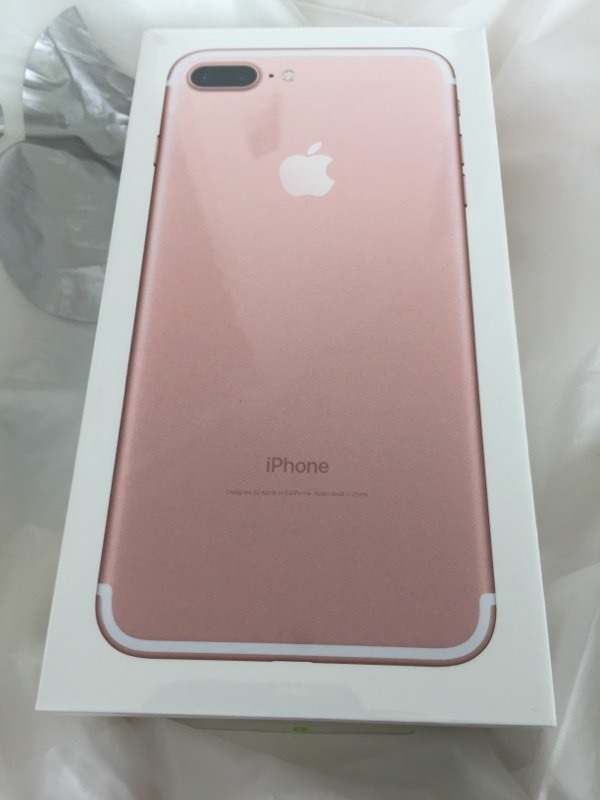 Brand new Apple iPhone 7 Plus Rose Gold 128GB boxed sealed in Poplar