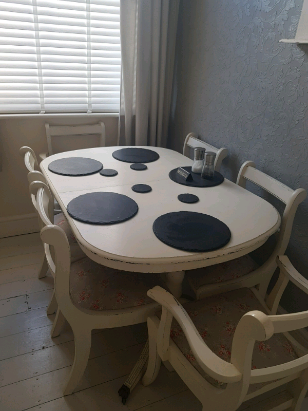 Extendable dining room table and 6 chairs | in Bournemouth, Dorset