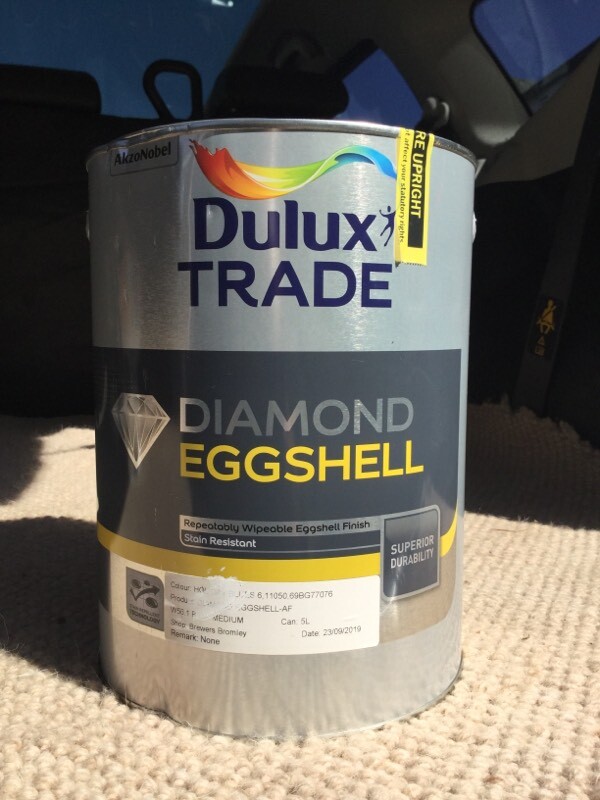 Dulux Diamond Eggshell ‘White with very faint blue' Brand New 5 Litres