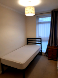 Room To Rent Woking In Surrey Property Gumtree