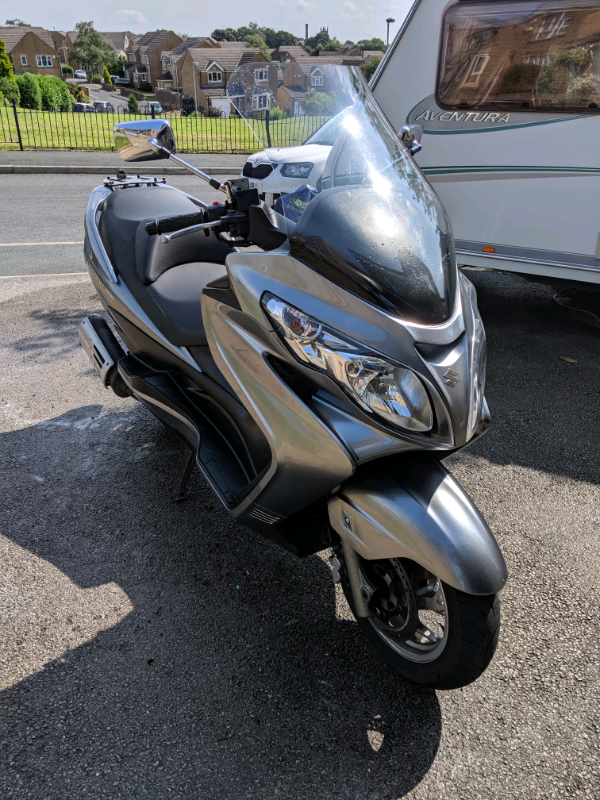 Suzuki burgman 400 2011