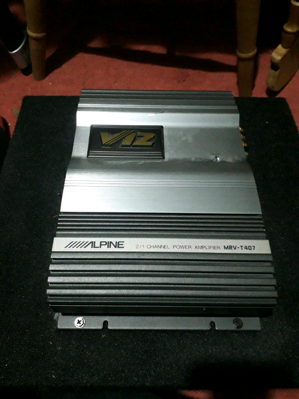 Alpine V12 amplifier 400w. 2ch 140w per channel. in Romsey, Hampshire