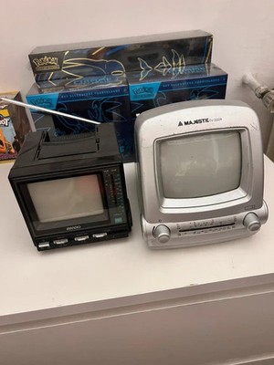 Lotto Radio Vintage Majestic Irradio