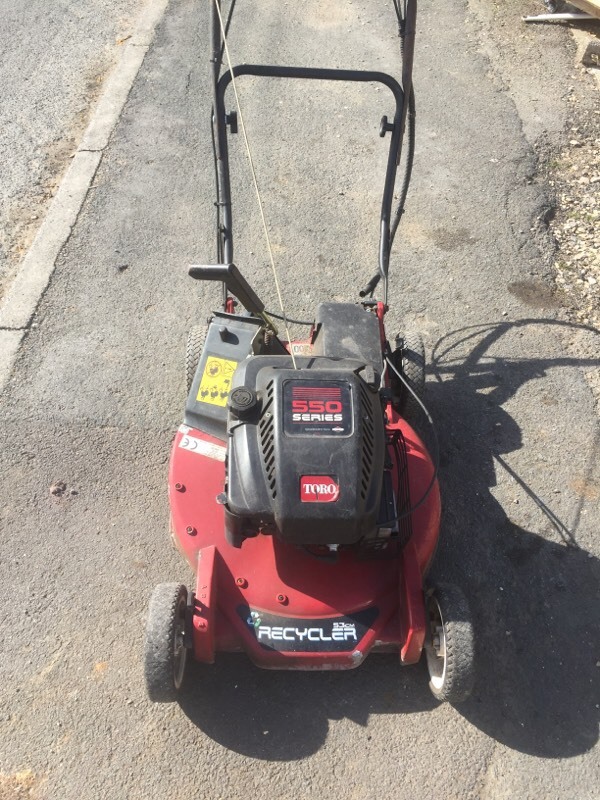 Toro 550 SERIES RECYCLER selfpropelled lawnmower in Patchway