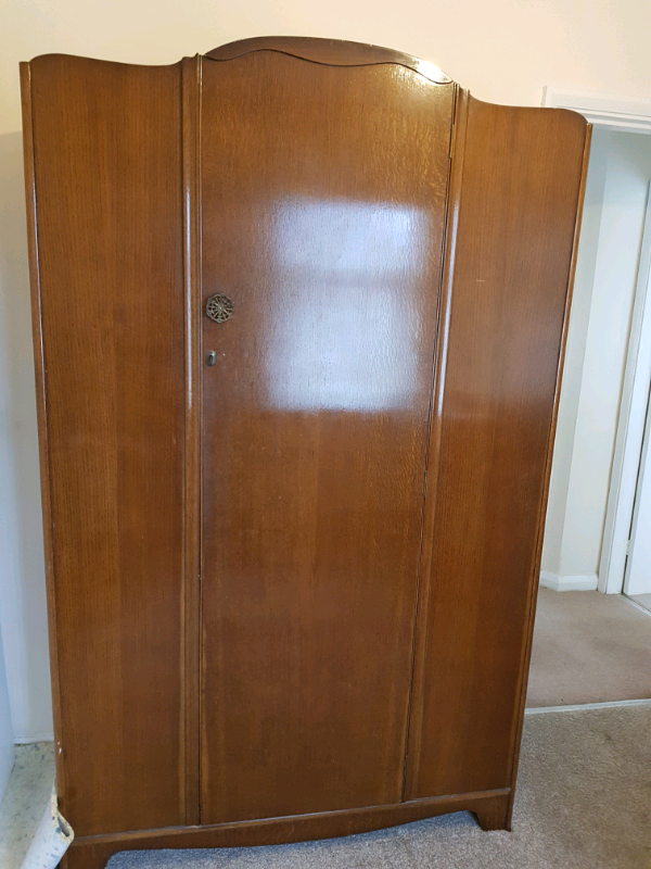 Vintage brown wardrobe in Houghton Le Spring, Tyne and Wear Gumtree