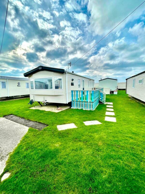 Cheap mid range static caravan for sale in Selsey, West Sussex Gumtree