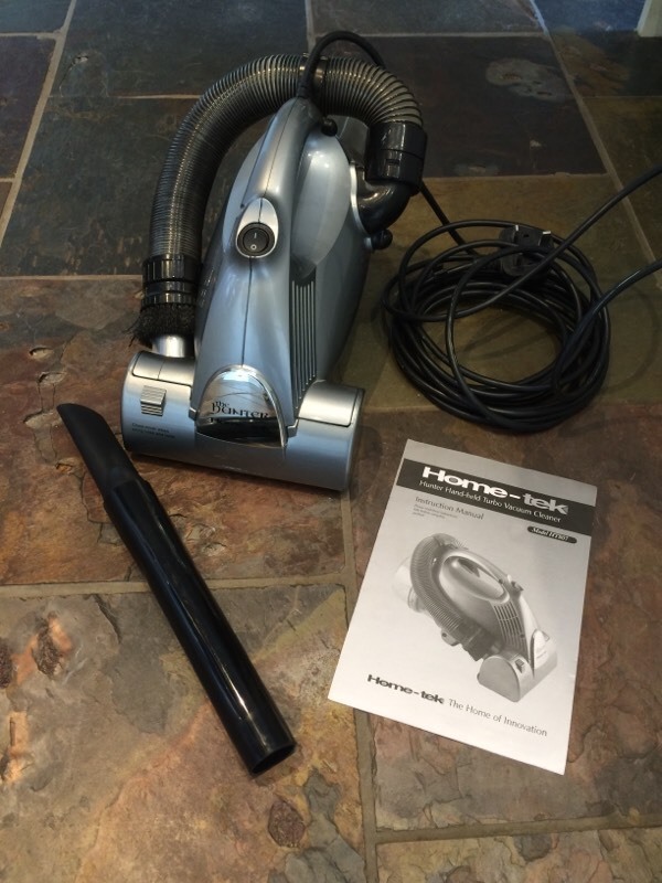 HomeTek Hunter HandHeld Turbo Vacuum Cleaner in Writtle, Essex