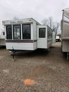 2 Bedroom Park Models Buy Travel Trailers Campers