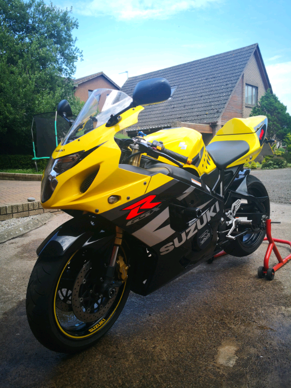 Suzuki gsxr 750 k4