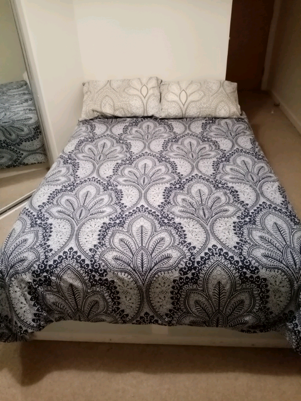 REDUCED PRICE Marks and spencers double mattress & divan base in