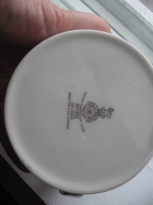 SWEET ROYAL DOULTON CREAMER GALAXY tc.1038 ,4