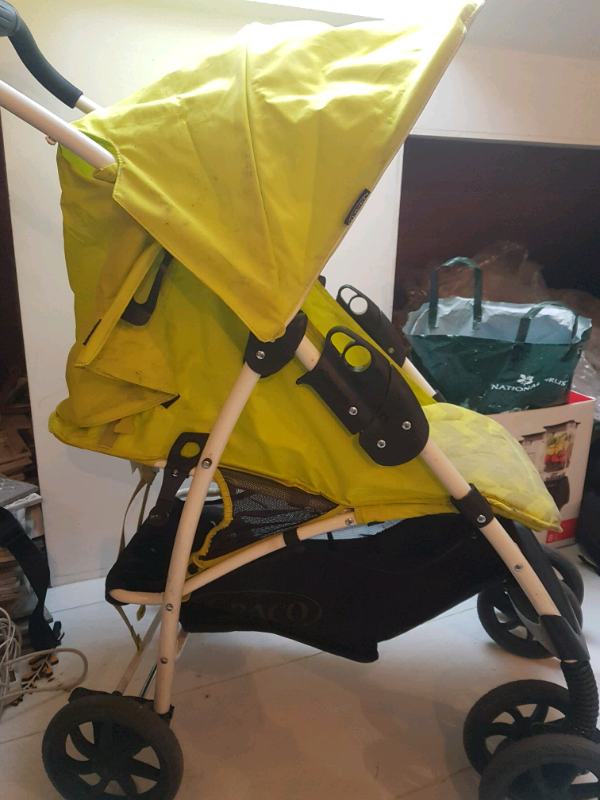 Graco neon green pushchair in Uxbridge, London Gumtree