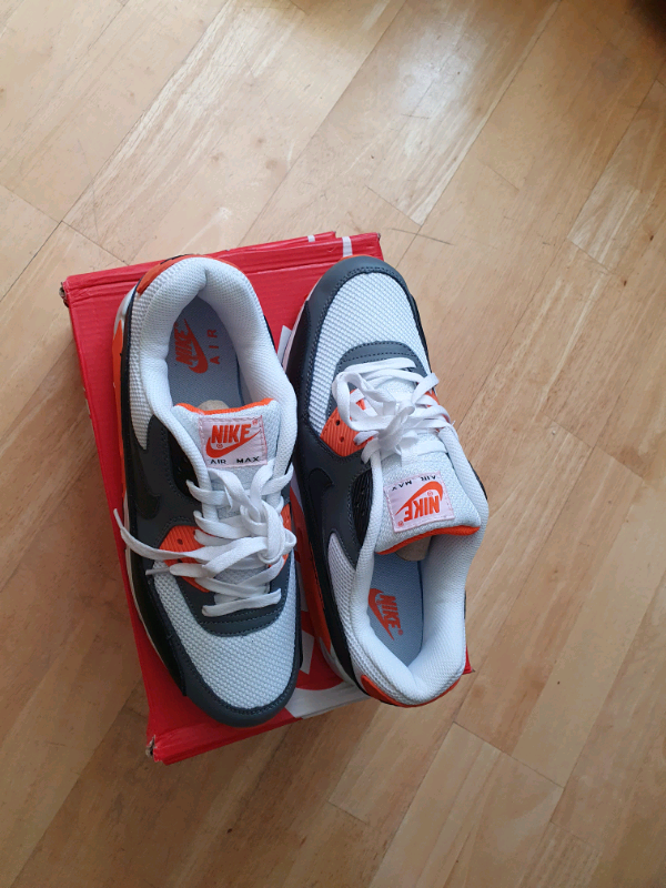 nike trainers gumtree