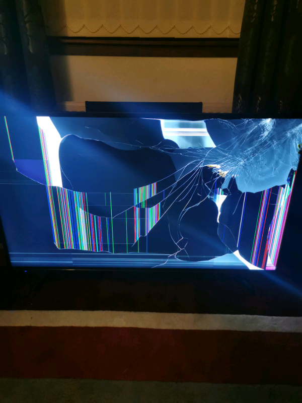 Hisense 38 inch 4k TV spares or repairs. | in Falkirk | Gumtree