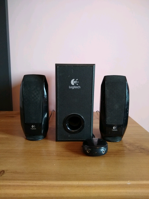 Logitech S220 computer speakers | in Kidlington, Oxfordshire | Gumtree