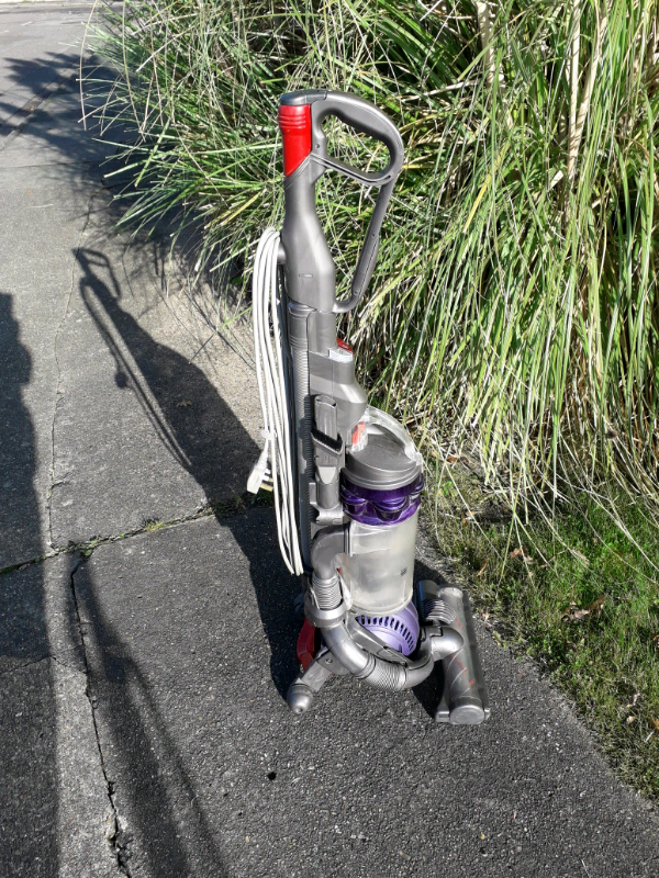 DC25 Animal Dyson Good Suction / Condition Serviced Cleaned Tools in