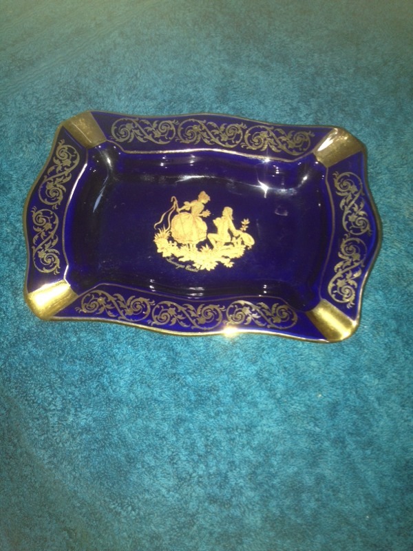 LIMOGES CASTEL FRANCE 22k gold ASHTRAY BEAUTIFUL PIECE in Swindon