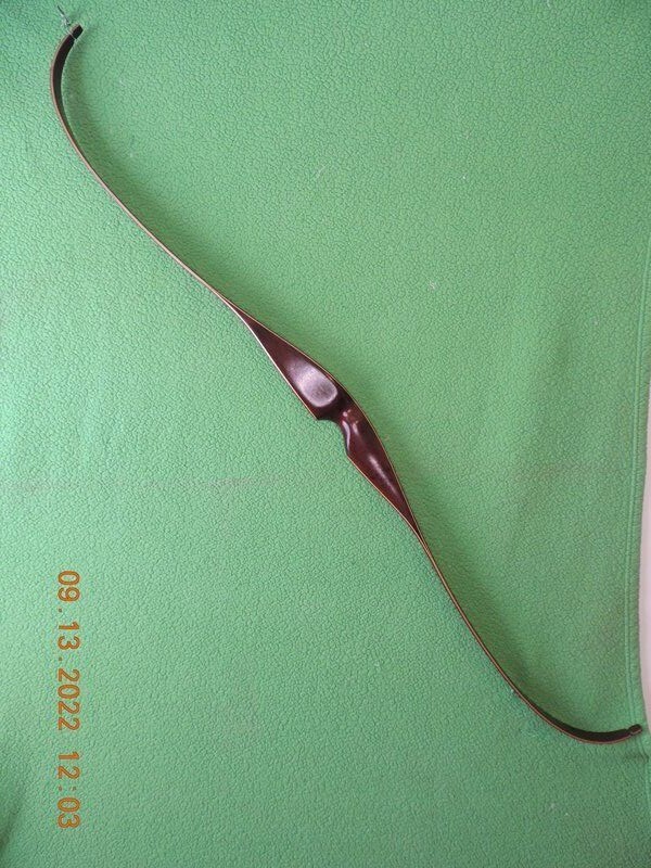 1970’s  Western Field Bruin 58850A recurve bow  Grizzly look alike built by Bear