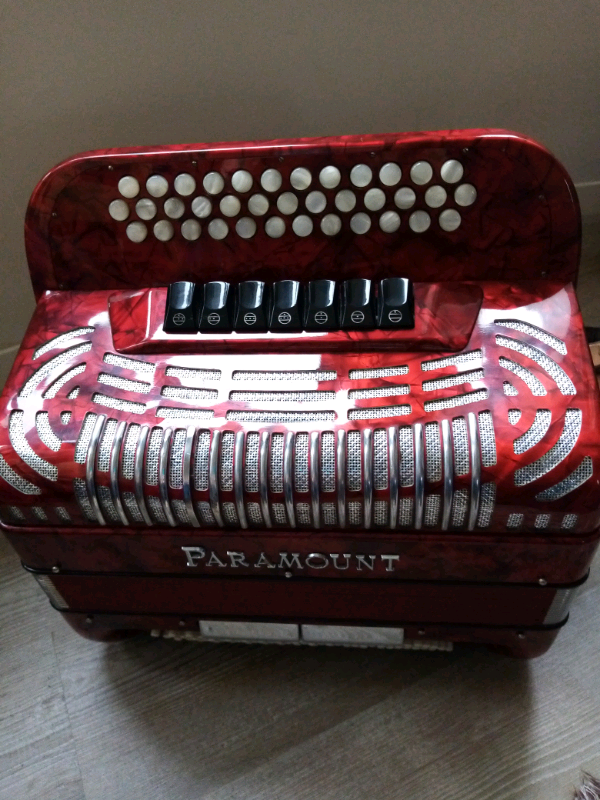 PARAMOUNT Button Accordion with Midi Bass in Knightswood, Glasgow
