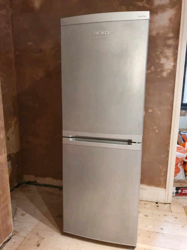 Beko A Class frost free fridge/freezer in Earlsfield, London Gumtree