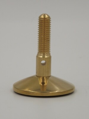 Zoccolo con puntale metallico settore ristorazione da Jolly Lavoro
