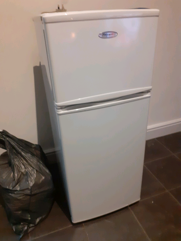 buy fridge gumtree