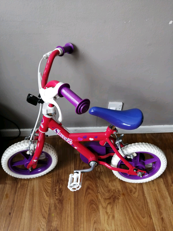 cheap childrens bikes with stabilisers