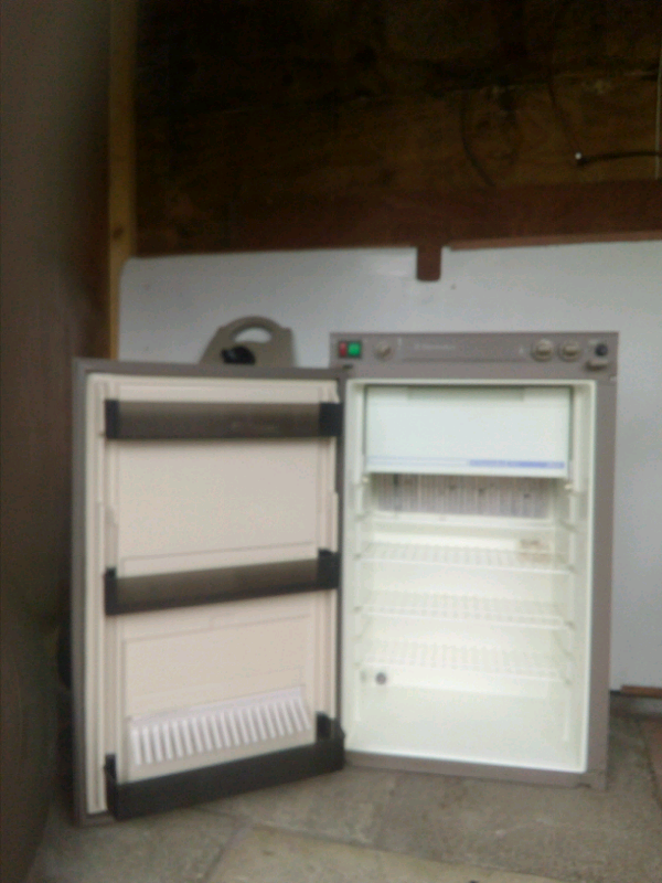 Caravan fridge in Airdrie, North Lanarkshire