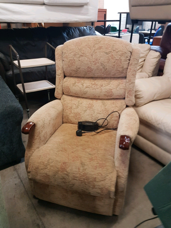 Electric Riser Recliner Arm Chair in Newcastle, Tyne and Wear Gumtree