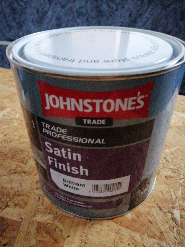 Johnstone's Trade, Satin Finish, Brilliant White, 2.5 Litre in