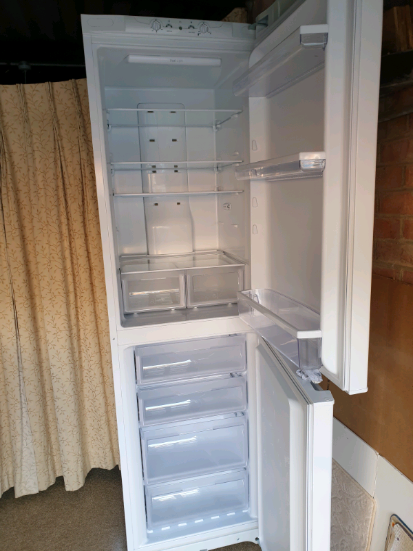 Like new 200cm tall frost free fridge freezer. Delivery in Warminster