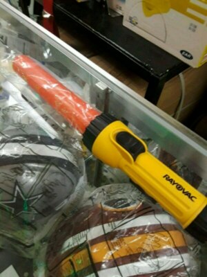 Rayovac I2D w/W8B Industrial Traffic Wand - 2 Size D Battery Compartment