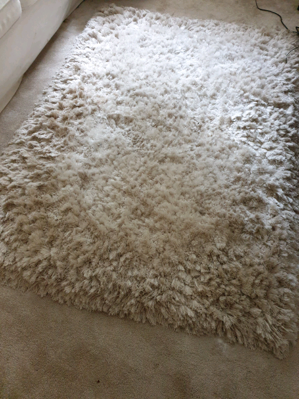 Ivory jewel shaggy rug | in Milngavie, Glasgow | Gumtree