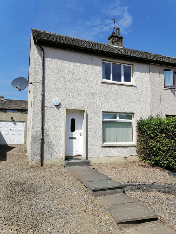 2 bedroom house for rent Brunton Quadrant, Glenrothes in Dunfermline