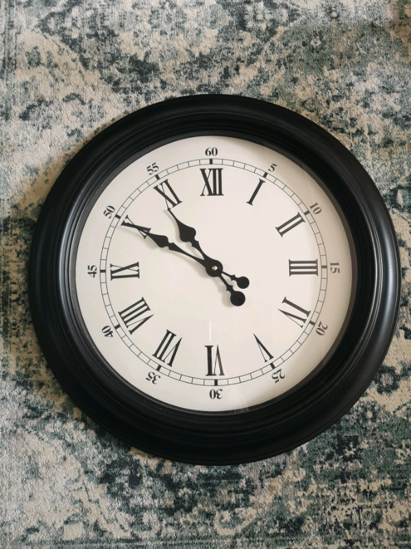 Large Black clock in Waltham, Hampshire Gumtree
