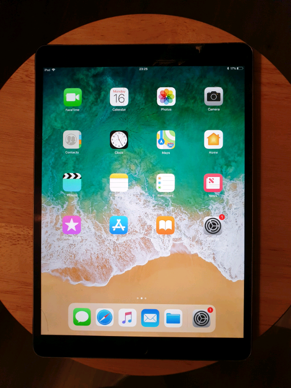 iPad pro 10.5 inch WiFi+Cellular 64GB Unlocked. | in High