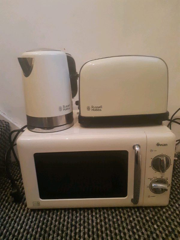 Microwave, Kettle & Toaster Set in St Helens, Merseyside Gumtree