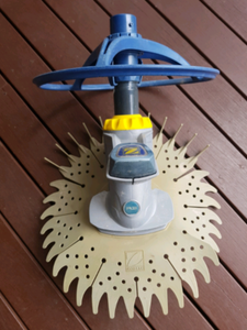 zodiac pool cleaner head