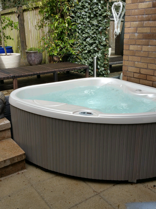 Sold Hot Spring Tx Hot Tub In Bradford West Yorkshire Gumtree