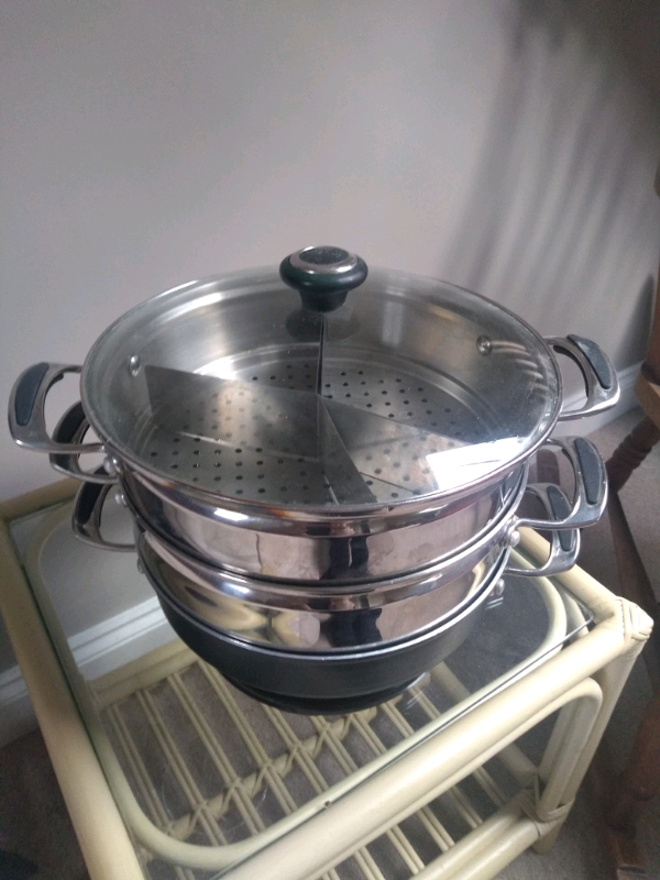 Electric steamer / frying pan in Stroud, Gloucestershire Gumtree
