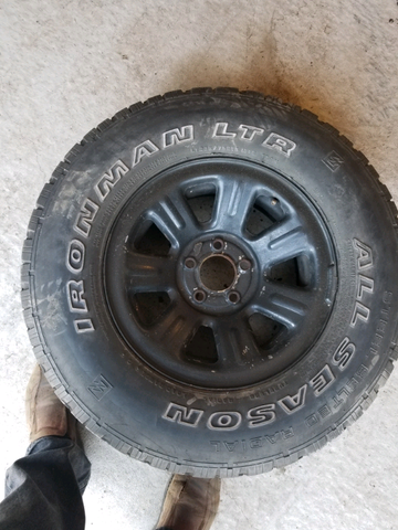 ranger ford tire rim holds spare air